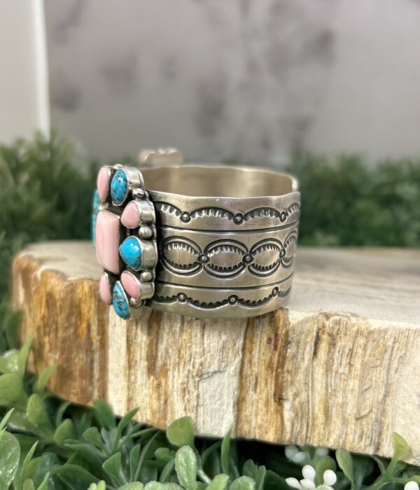 Pink Conch Shell and Turquoise Sterling Silver Navajo Handmade Cuff Bracelet - Image 7