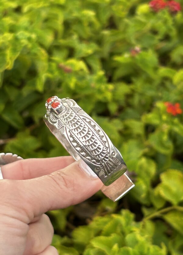 Navajo Handmade Coral Sterling Silver Unisex Cuff Bracelet - Image 8