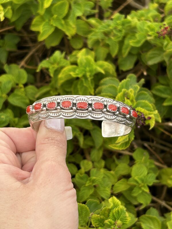 Navajo Handmade Coral Sterling Silver Unisex Cuff Bracelet - Image 2