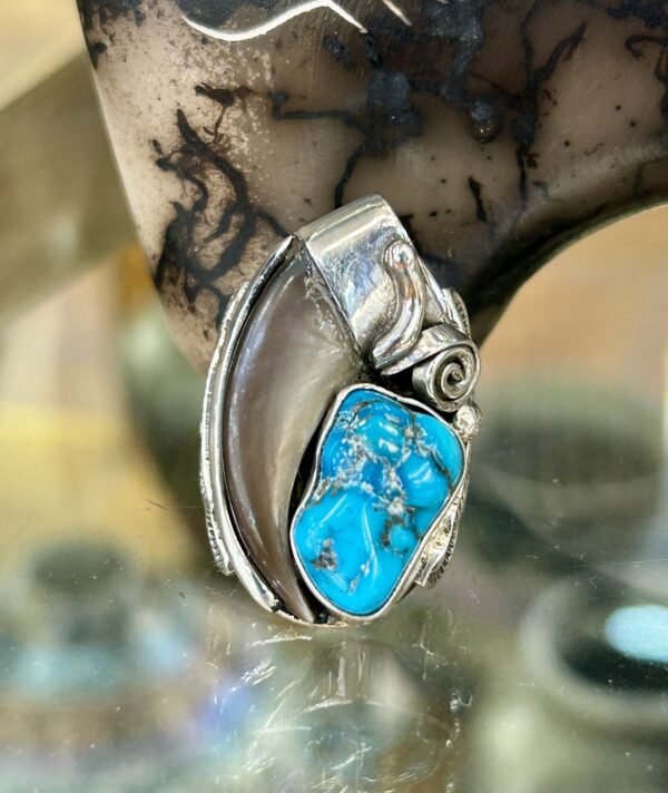 Blue Nevada Turquoise Sterling Silver Real Bear Claw Mens/Womens Navajo Handmade Ring