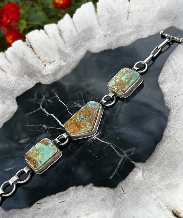 King's Manassa Turquoise Three Large Stone Sterling Silver Navajo Handmade Toggle Bracelet - Image 9