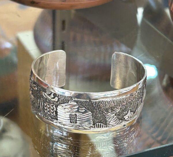 Elaine Becenti Storyteller Sterling Silver Navajo Handmade Cuff Bracelet - Image 4