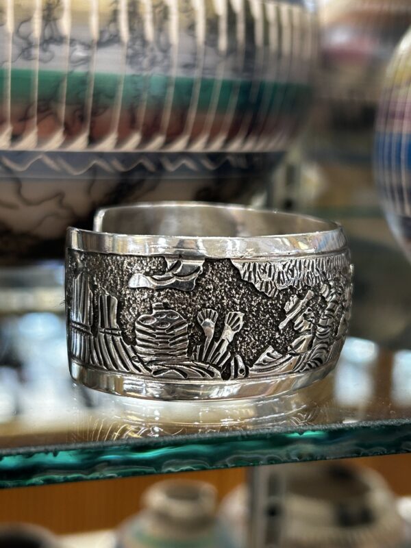 StoryTeller Navajo Elaine Becenti Sterling Silver Cuff Bracelet - Image 11