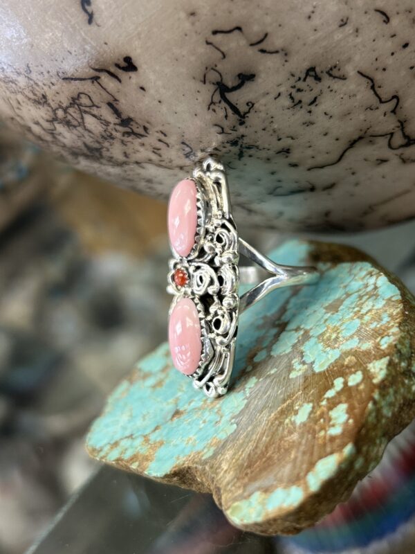 Pink Queen Conch Shell with Coral Sterling Silver Navajo Womens Ring - Image 5