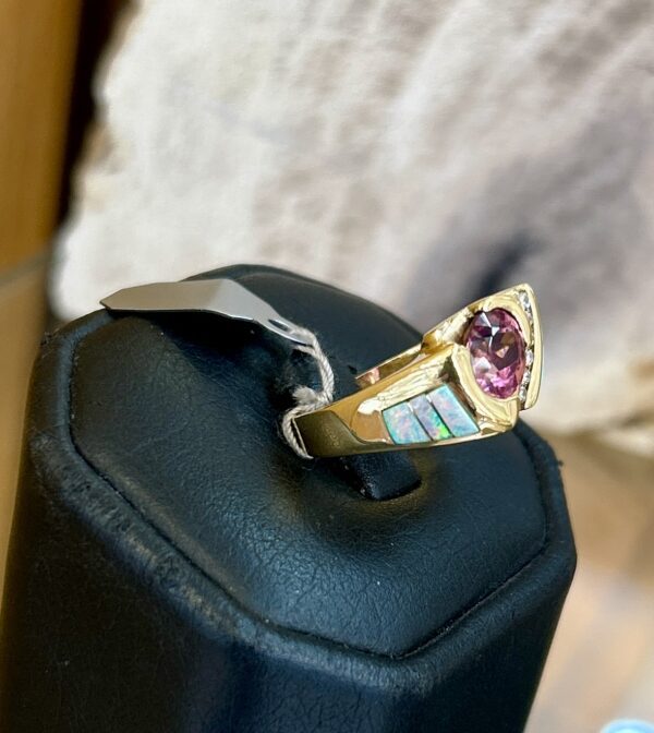 Thane Deleon 14K Gold Diamond Pink Garnet Womens Ring - Image 4