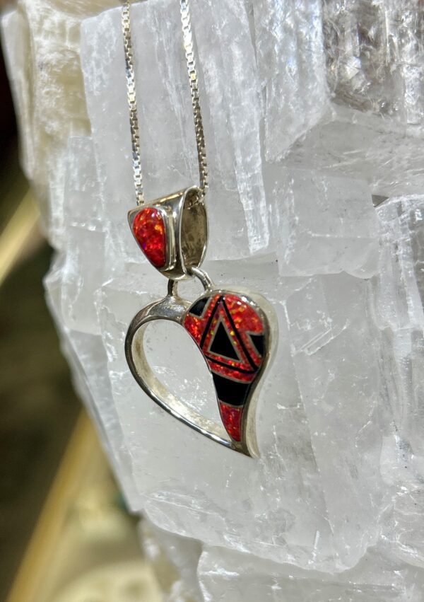 Red Opal Inlay Onyx Sterling Silver Navajo Handmade Heart pendant with Chain - Image 5