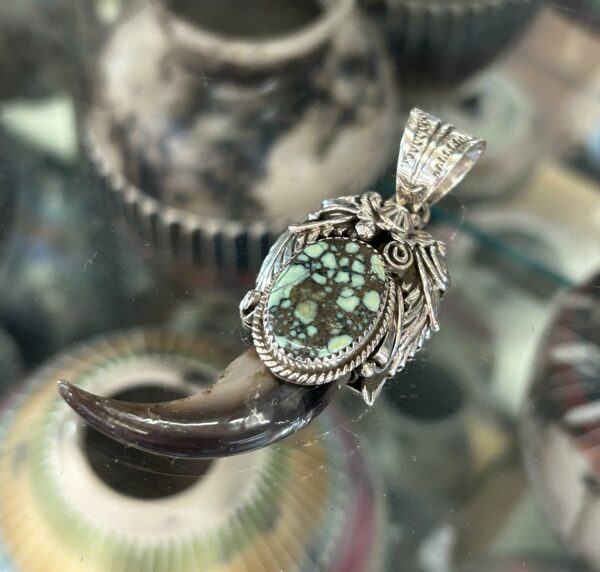 Spiderweb Variscite Navajo Handmade Sterling Silver Bear Claw Pendant with Sterling Silver Chain - Image 7