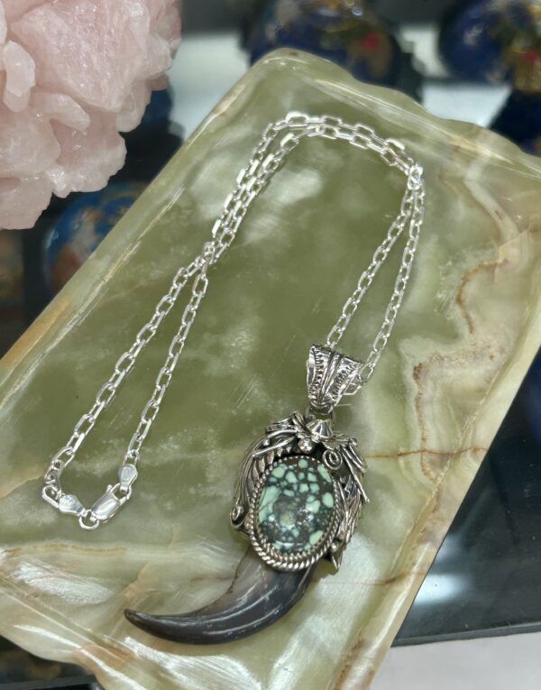 Spiderweb Variscite Navajo Handmade Sterling Silver Bear Claw Pendant with Sterling Silver Chain - Image 8