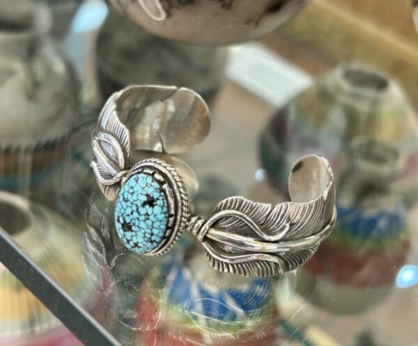 Navajo Handmade Sterling Silver #8 Spiderweb Turquoise Feather Shaped Cuff Bracelet Unisex - Image 9