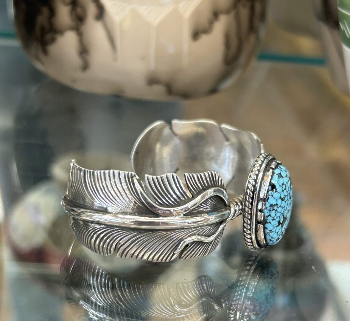 Navajo Handmade Sterling Silver #8 Spiderweb Turquoise Feather Shaped Cuff Bracelet Unisex - Image 4